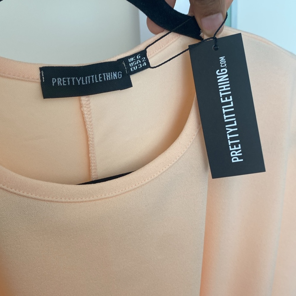 PrettyLittleThing - NWT Peach Midi Dress - US 2 - Picture 12 of 13